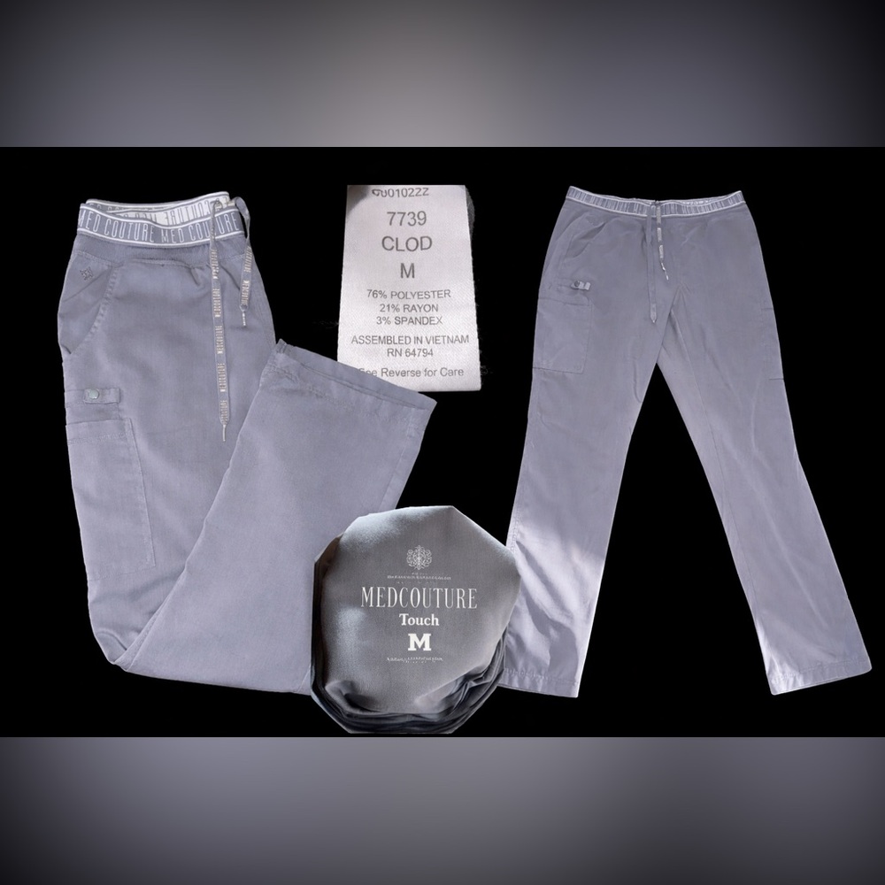 Med Couture - 2 pocket cargo scrub pants - cloud grey - Medium Regular - GUC